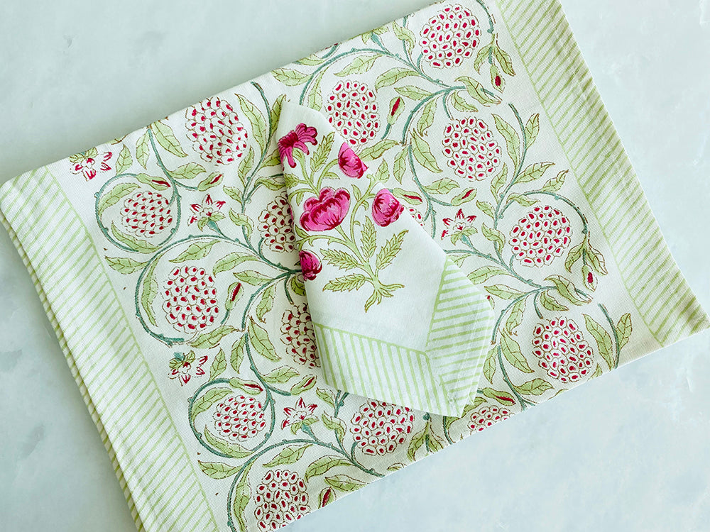 Raspberry Jaal Placemat Napkin Set