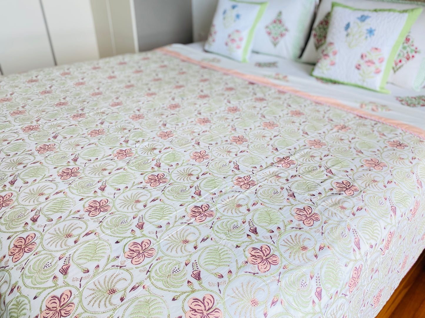 Peach & Blue Mughal Motifs Dohar