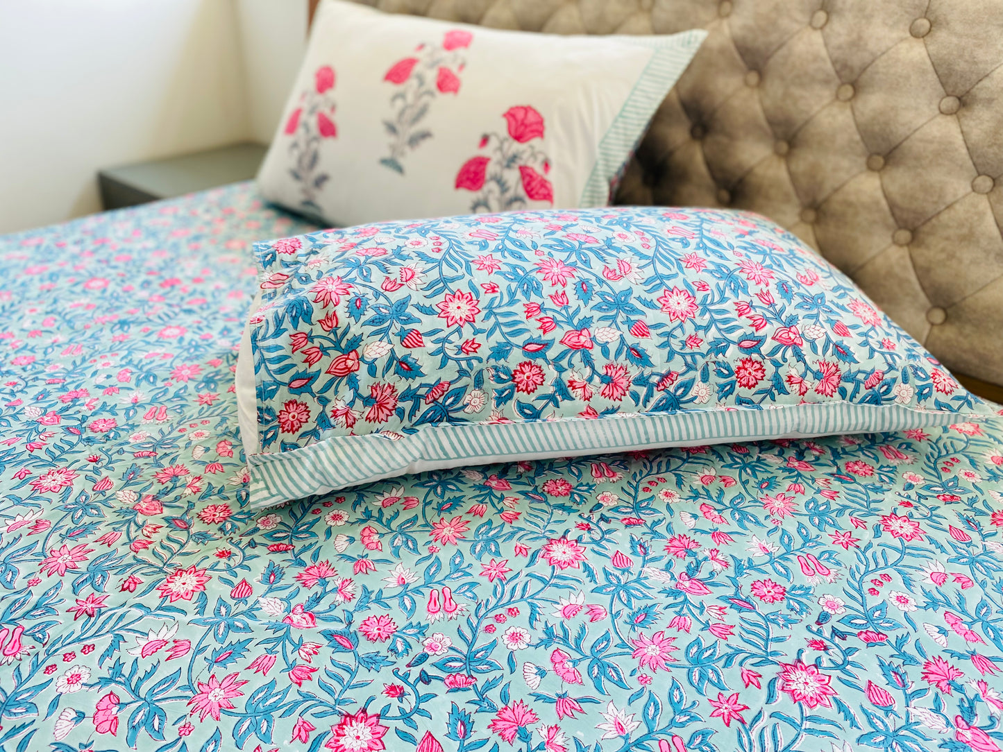 Pink Floral Queen Bedsheet set