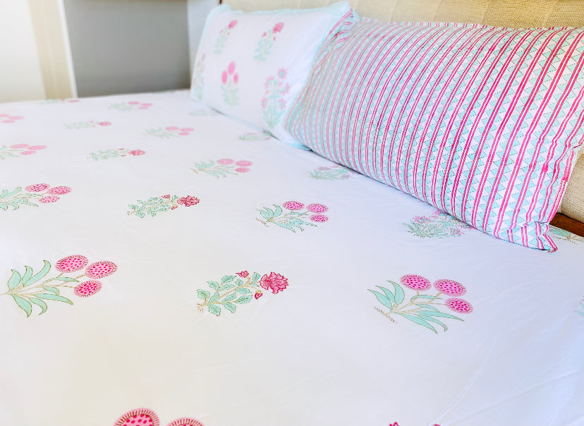 Pink Floral Motifs Bedsheet set