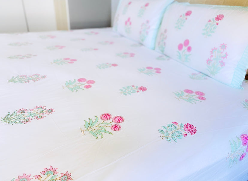 Pink Floral Motifs Bedsheet set