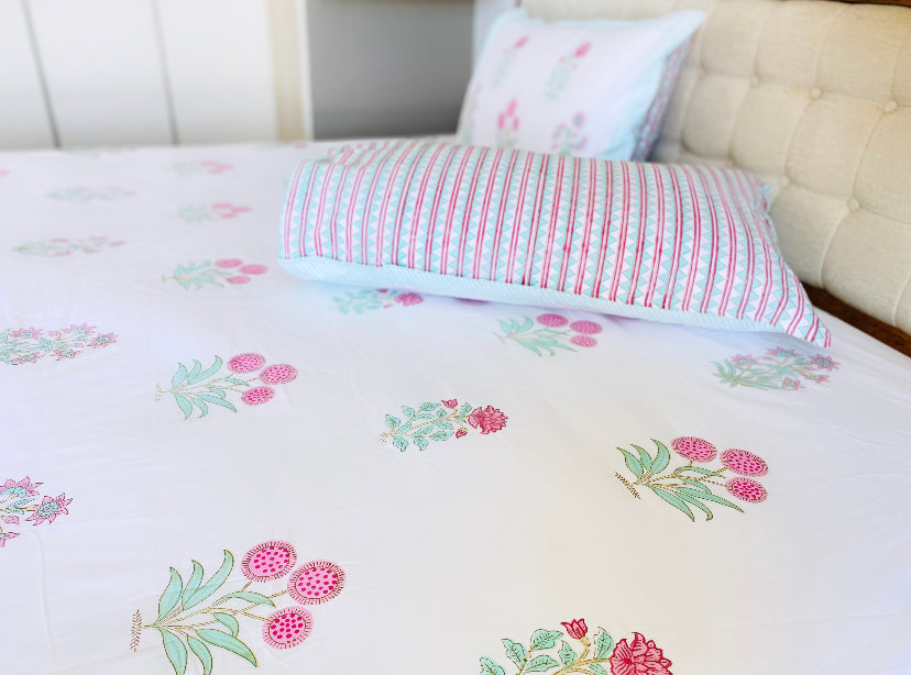 Pink Floral Motifs Bedsheet set